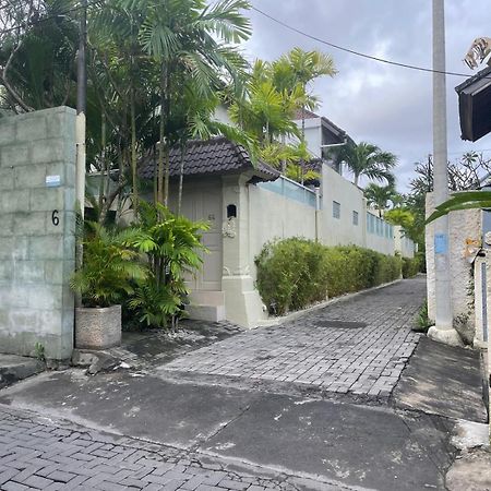 Frangipani Villa Seminyak Extérieur photo