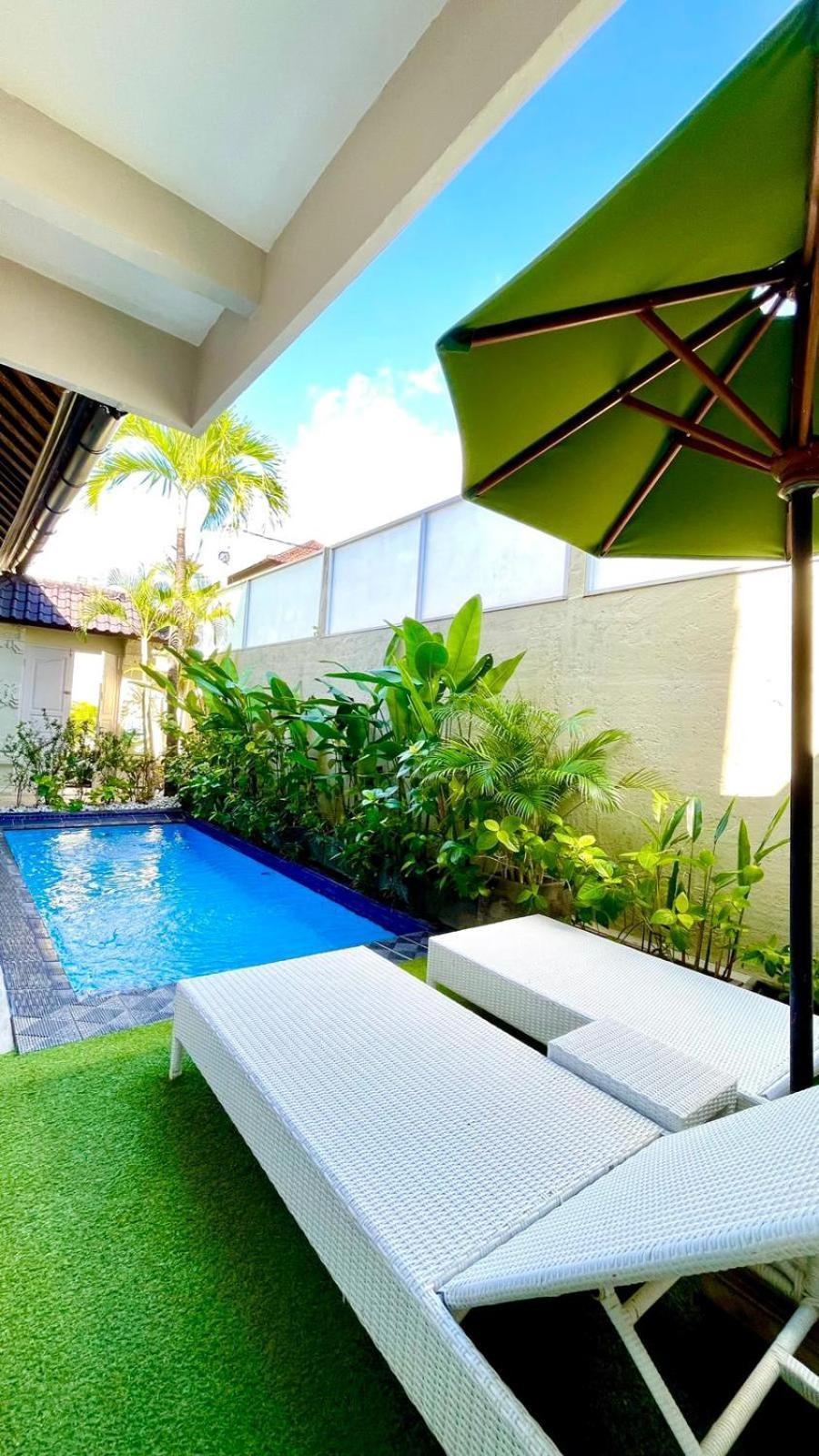 Frangipani Villa Seminyak Extérieur photo